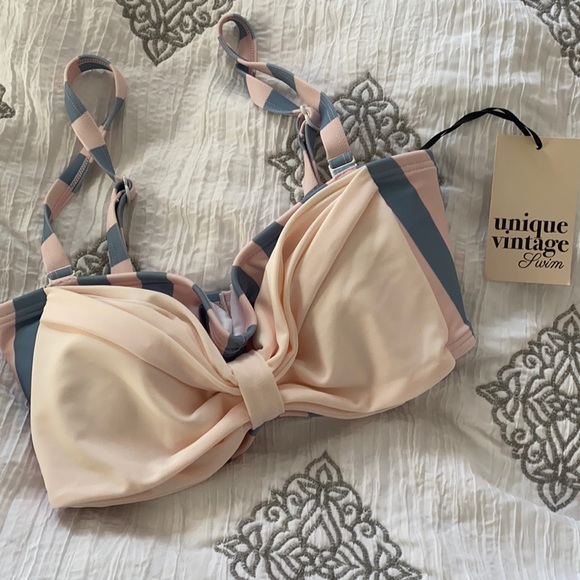 bow bikini top | NWT | - Picture 3 of 6
